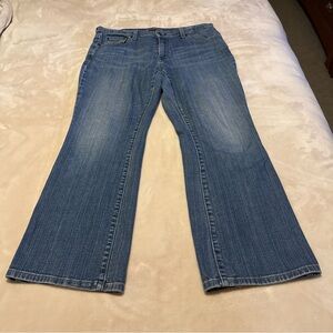 Levi's Women's Jeans 515 Boot Cut Size 12